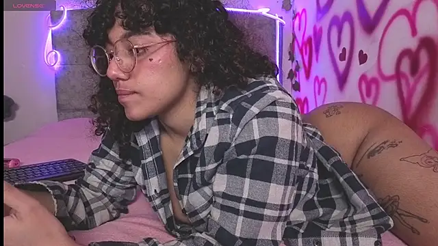 LuckySwagson online show from November 16, 3:12 am