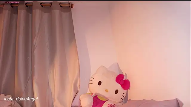 dulceangel   online show from November 27, 3:08 am