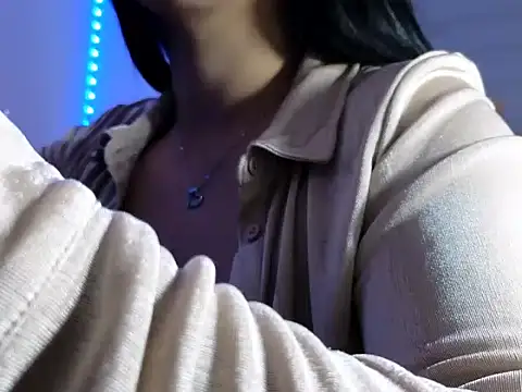 Snapshot of feraveline chatting on October 19, 11:27 pm feraveline online show from October 19, 11:27 pm