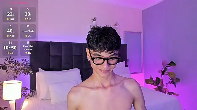 Phillicious   online show from November 8, 10:08 pm