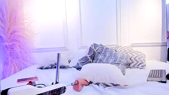 salma falcon online show from September 19, 6:52 pm