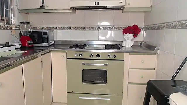 salma falcon online show from October 11, 7:34 pm