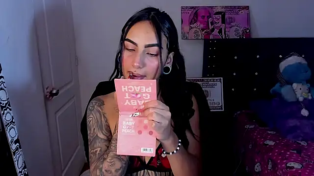 Snapshot of Samanthademonx20_ chatting on November 30, 4:27 am Samanthademonx20 online show from November 30, 4:27 am