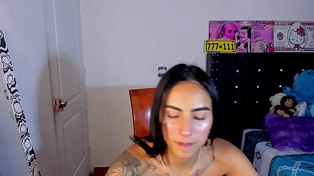 Snapshot of Samanthademonx20_ chatting on February 1, 3:16 am Samanthademonx20 online show from February 1, 3:16 am