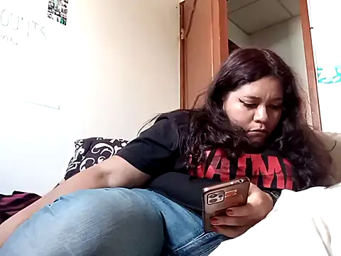 Snapshot of Kitty_WetXxX chatting on September 19, 9:26 pm Kitty WetXxX online show from September 19, 9:26 pm