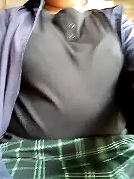 Snapshot of Ip34 chatting on June 26, 6:51 am Ip34 online show from June 26, 6:51 am