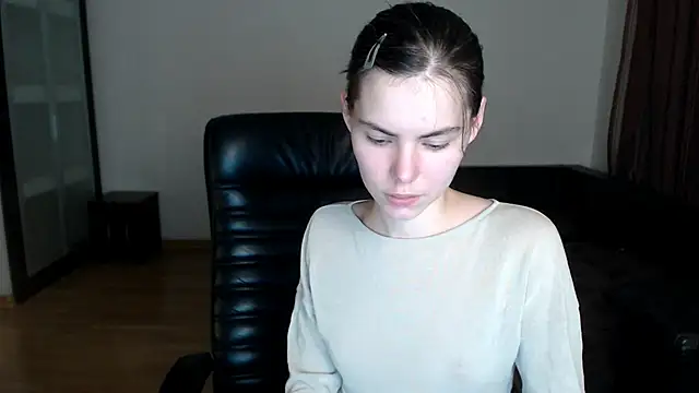 AmelieReve online show from October 14, 4:41 pm