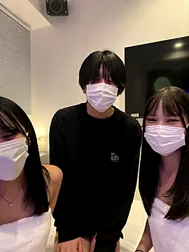 Snapshot of sono_chan chatting on November 23, 1:11 pm sono chan online show from November 23, 1:11 pm