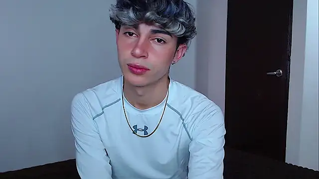 john vichenso online show from November 14, 9:13 pm