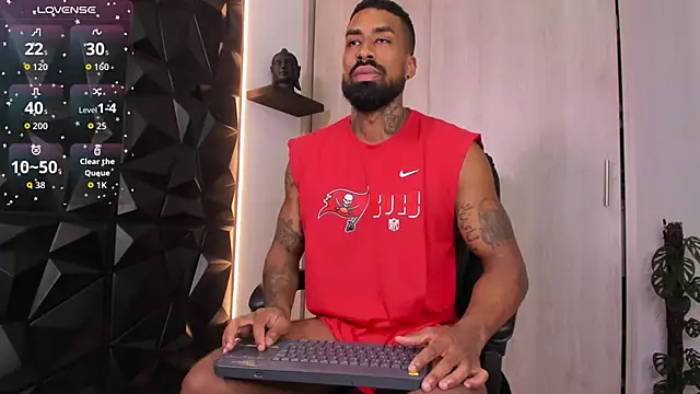 Snapshot of OstinDaniels chatting on November 19, 11:38 pm OstinDaniels online show from November 19, 11:38 pm