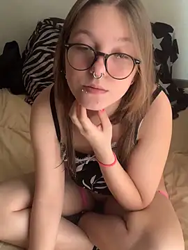 VesnaCrystal online show from February 13, 7:59 am