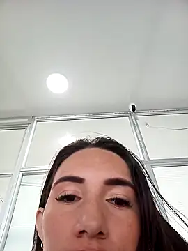 Snapshot of xxx_Alice_ chatting on October 13, 12:05 pm xxx Alice online show from October 13, 12:05 pm