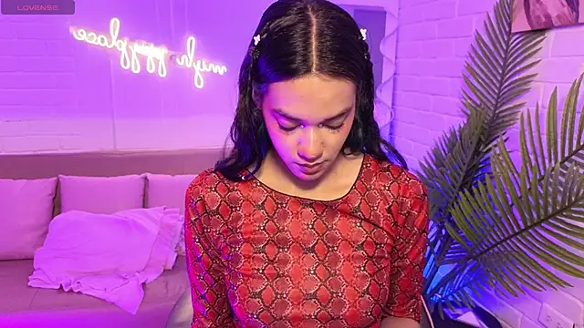 artemiss tay online show from November 10, 7:13 pm