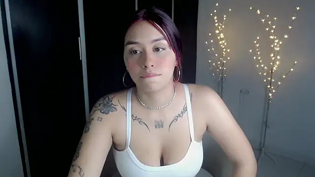 Darlyn big online show from November 24, 11:59 pm