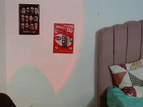 Snapshot of Evanss_lx chatting on May 12, 6:38 pm Evanss lx online show from May 12, 6:38 pm