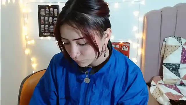 Snapshot of Evanss_lx chatting on May 22, 2:44 pm Evanss lx online show from May 22, 2:44 pm
