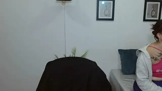 Snapshot of Evanss_lx chatting on May 28, 3:09 pm Evanss lx online show from May 28, 3:09 pm