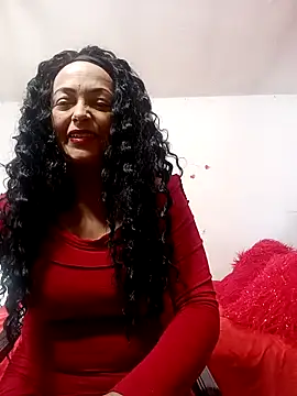 Snapshot of Lady_16 chatting on November 1, 9:39 pm Lady 16 online show from November 1, 9:39 pm