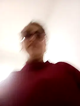 Snapshot of Lady_16 chatting on December 22, 6:38 pm Lady 16 online show from December 22, 6:38 pm