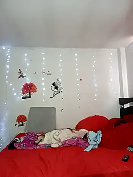 Snapshot of Lady_16 chatting on February 21, 3:02 pm Lady 16 online show from February 21, 3:02 pm