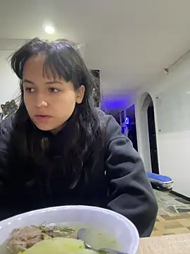 Eymmy 24 online show from March 16, 4:51 am