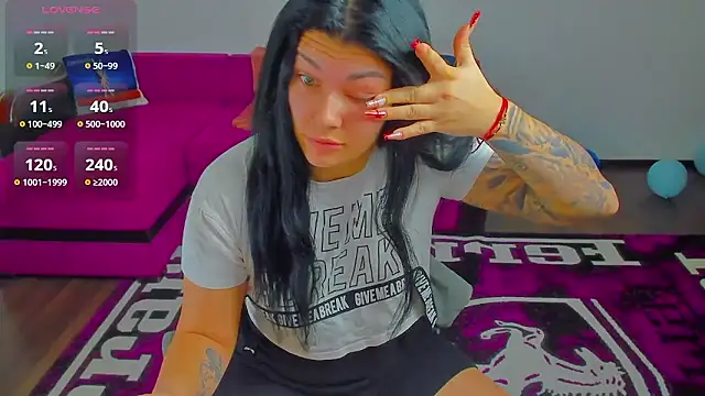 MiaKiittyy online show from January 14, 1:00 am