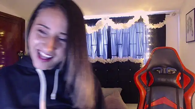 Sofia-mel online show from October 4, 5:33 pm
