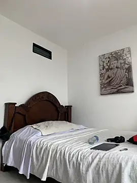 Snapshot of DeimonOficial chatting on November 15, 6:37 pm DeimonOficial online show from November 15, 6:37 pm