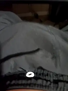 Snapshot of comobucetinhas chatting on November 7, 10:21 pm comobucetinhas online show from November 7, 10:21 pm