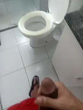 Snapshot of comobucetinhas chatting on November 15, 7:21 pm comobucetinhas online show from November 15, 7:21 pm