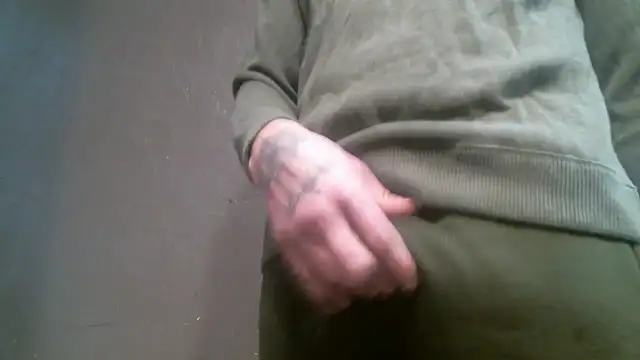 Snapshot of LostInEjaculation chatting on February 9, 8:24 pm LostInEjaculation online show from February 9, 8:24 pm