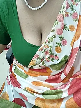 tami lavanya online show from November 21, 7:01 pm