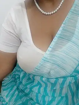 tami lavanya online show from February 21, 1:34 pm