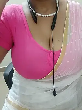 Snapshot of tami_lavanya chatting on May 29, 2:53 am tami lavanya online show from May 29, 2:53 am