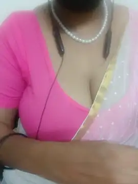 Snapshot of tami_lavanya chatting on May 29, 5:55 pm tami lavanya online show from May 29, 5:55 pm