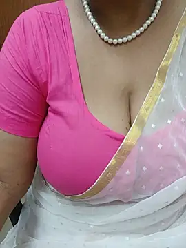 Snapshot of tami_lavanya chatting on June 3, 5:29 pm tami lavanya online show from June 3, 5:29 pm