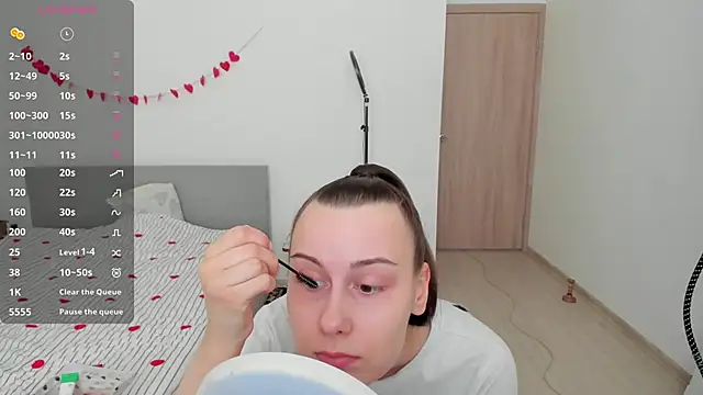 Snapshot of Kelly_Cartier chatting on February 27, 11:21 am Kelly Cartier online show from February 27, 11:21 am