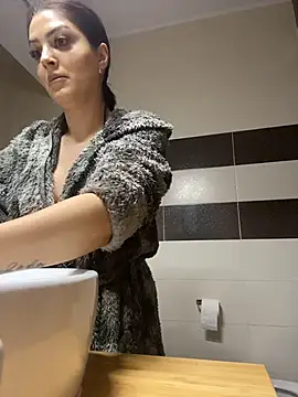 Lexi Storm online show from November 27, 5:42 am