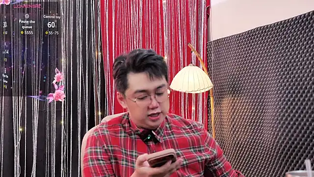 Snapshot of Beibei_babii86 chatting on September 27, 2:11 pm Beibei babii86 online show from September 27, 2:11 pm