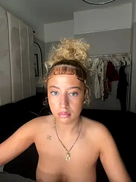 Aurorajadex online show from October 10, 9:52 am