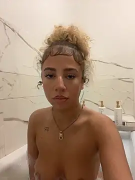 Aurorajadex online show from October 10, 11:04 pm