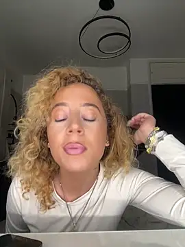 Aurorajadex online show from November 16, 1:39 pm