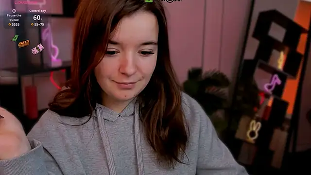 Snapshot of nika-still chatting on October 11, 9:30 am nika-still online show from October 11, 9:30 am