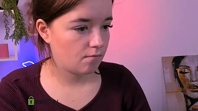 nika-still online show from October 18, 10:38 am