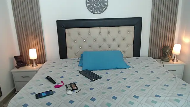 Serena Houstonn online show from January 6, 11:14 am