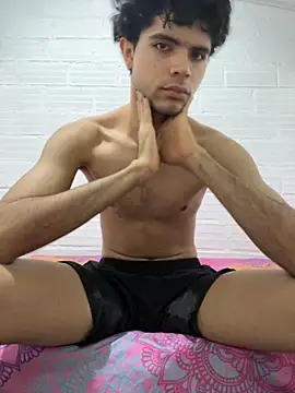 Snapshot of Axel-Mejia chatting on October 11, 3:32 pm Axel-Mejia online show from October 11, 3:32 pm