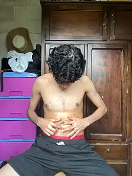 Snapshot of Axel-Mejia chatting on October 30, 2:51 pm Axel-Mejia online show from October 30, 2:51 pm