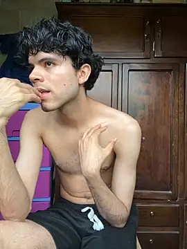 Snapshot of Axel-Mejia chatting on November 4, 12:59 pm Axel-Mejia online show from November 4, 12:59 pm