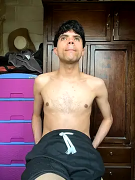 Snapshot of Axel-Mejia chatting on November 19, 7:14 pm Axel-Mejia online show from November 19, 7:14 pm