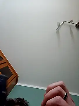 Snapshot of Teufel-in-weiss chatting on March 4, 7:25 am Teufel-in-weiss online show from March 4, 7:25 am